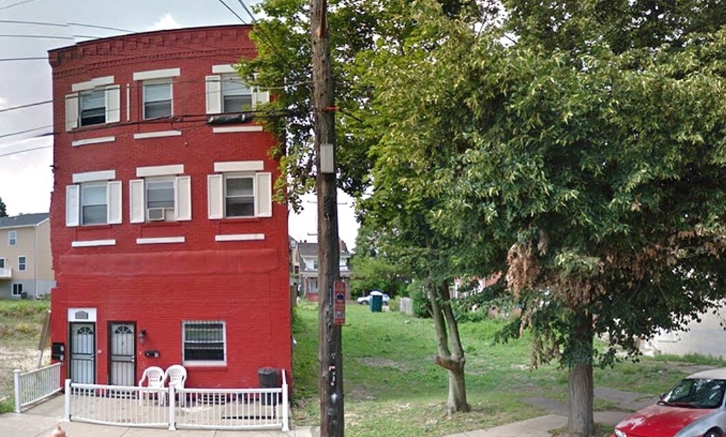 Photo - 908 Bryn Mawr Rd Apartments