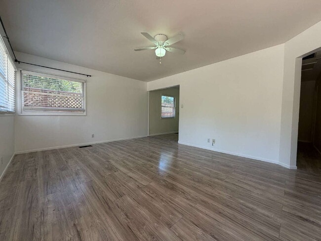 "Charming Concord Retreat: 3-Bedroom, 2-Bath Haven on Bel Air Drive!"