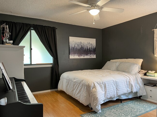 Photo - 8225 Fairmount Dr Unit Apt 3-204