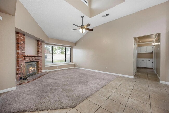 Photo - Beautiful 3 Bedroom, 2 Bathroom Home with Spacious Yard!