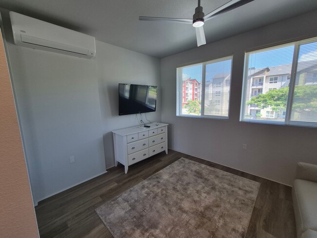 Photo - Newly Built Condo Studio, 1ba, 1pkg 354sqft. for $2300 Unit 9102
