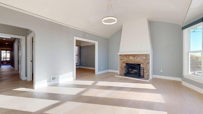 Photo - Remodeled 2 Bedroom | 1.5 Bathroom | Spaci...