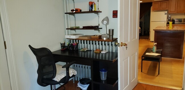 Photo - 4111 Pine St