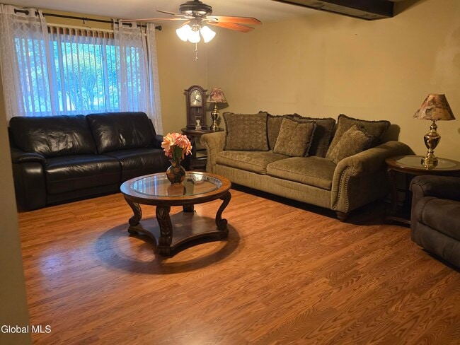 3206 Guilderland Ave Unidad 1