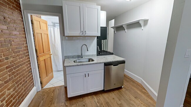 Photo - 2 Linden St Unit 3R