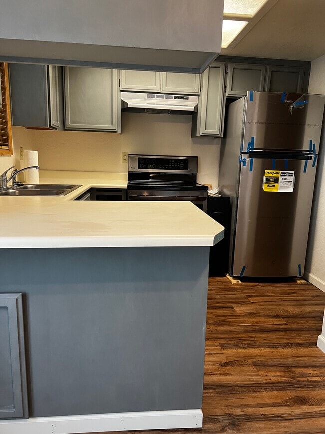 Photo - 2243 Poplar Dr Unit 1