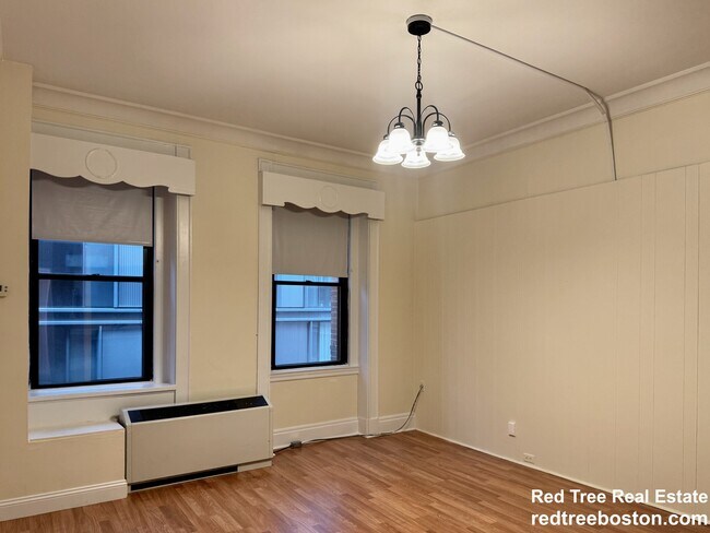 Photo - 62 Boylston St Unidad 724