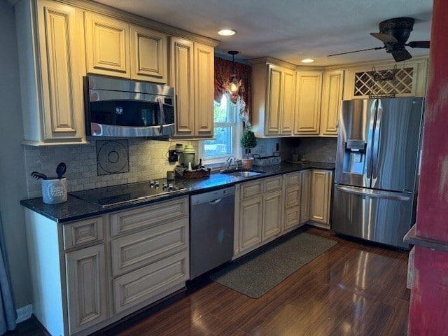 Photo - 1192 Hill St