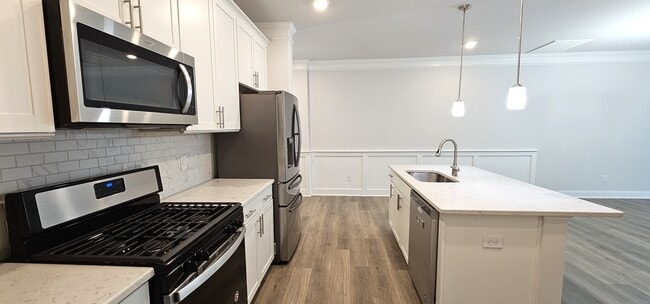 Photo - 218 Stamm Dr