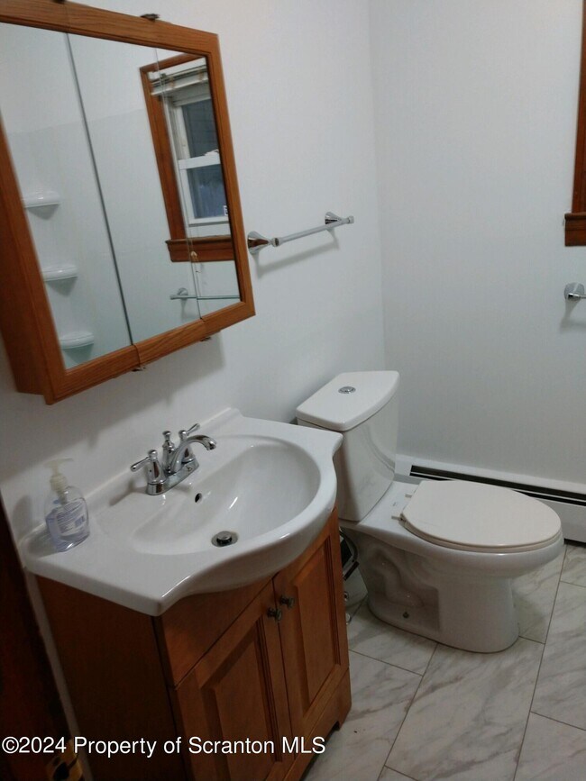 Photo - 1357 N Main Ave