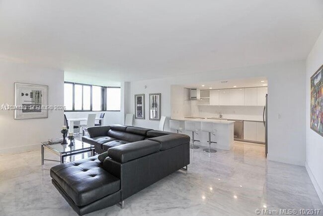 Photo - 101 Crandon Blvd Unidad 474
