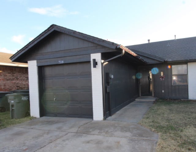 Photo - 718 Swan Lake Rd