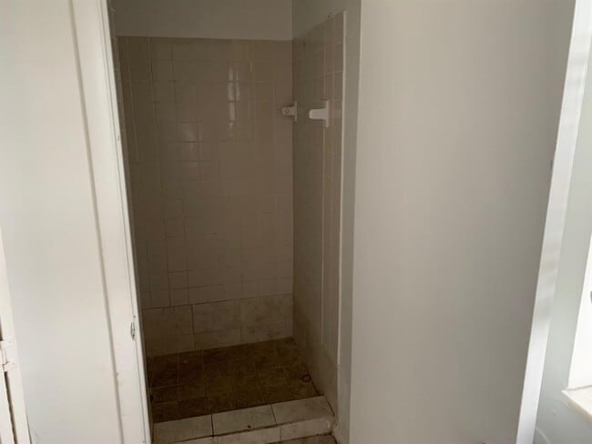 Building Photo - 1310 S Federal Hwy Unit 20 Rental
