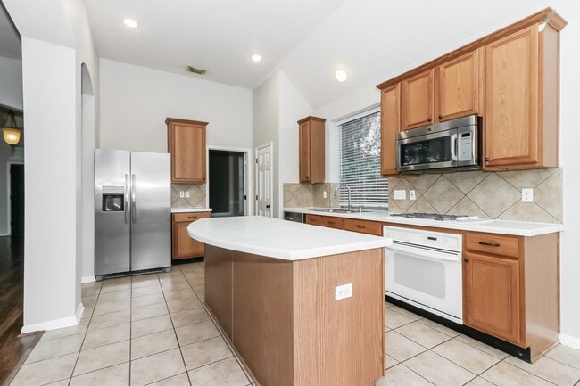 Building Photo - 4403 Atascocita Trail