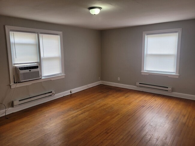 Photo - Forrest412 Unit #2