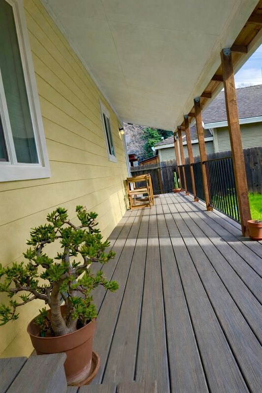 Photo - 3983 2nd Ave