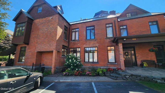 Photo - 106 Spring St Unit APT 7