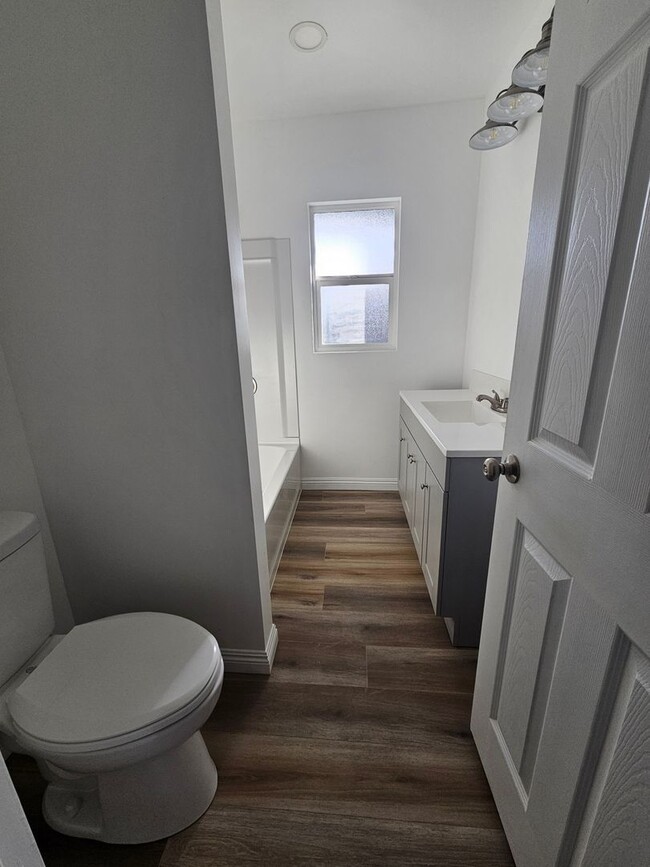 Photo - 3968 Platt Ave