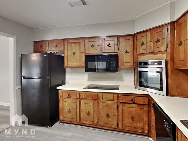 Photo - 1687 Coronet Dr