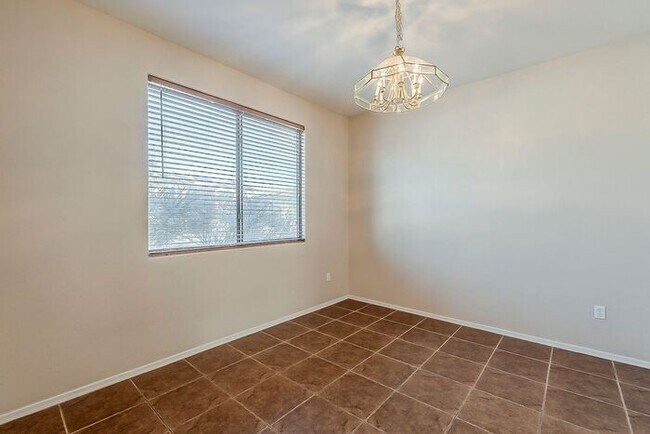 Photo - Pet-Friendly 4 Bedroom Rental in Tucson wi...
