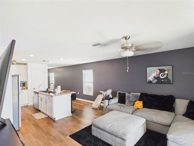 Photo - 5194 Sailor Rd