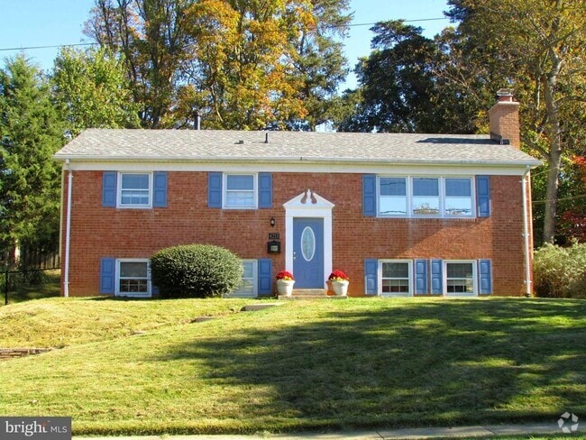 Building Photo - 4213 Nutwood Way Rental