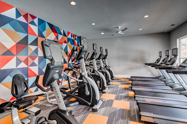 Photo - Cascades at Northlake Apartments