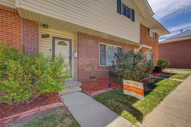 Building Photo - 9037 E Nassau Ave