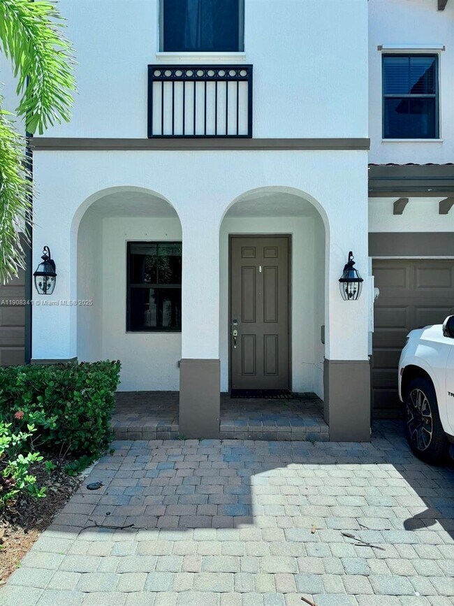 Photo - 8871 NW 103rd Pl