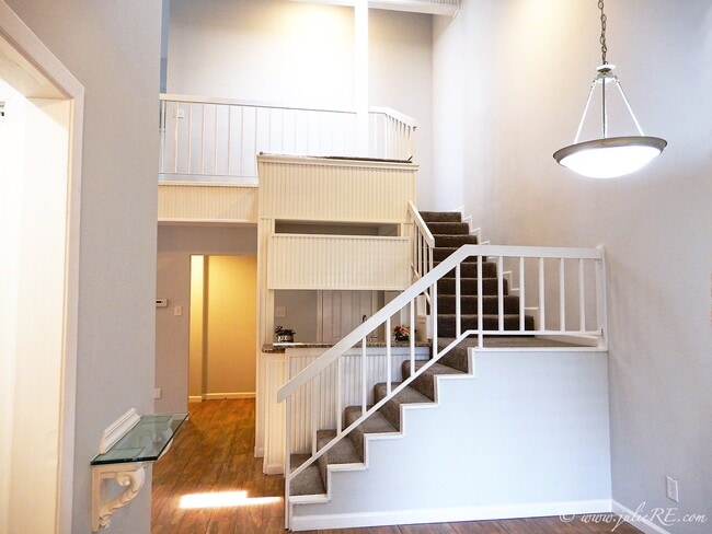 Photo - 3636 Country Club Dr W