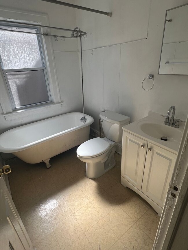 Photo - 457 E 148th St Unit 2