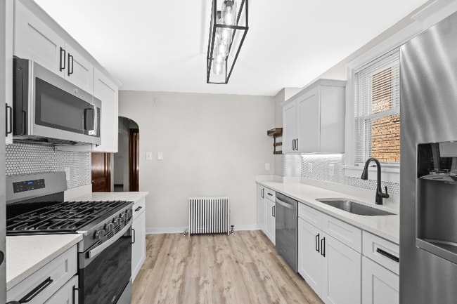 Photo - 52 Owendale Ave