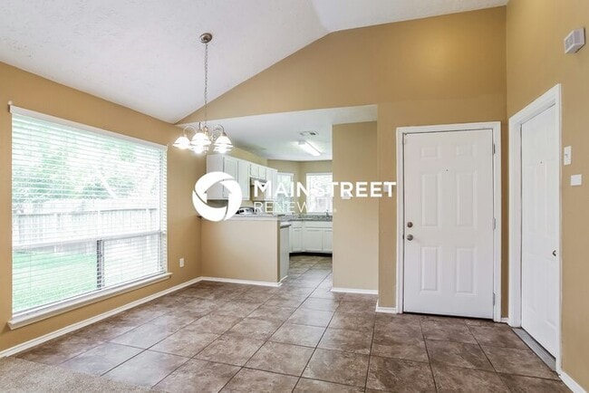 Photo - 3 Bedroom Pet-Friendly Home in Humble, TX with Main Street Renewal