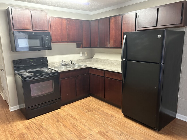 Photo - The Hill Apartment Complex