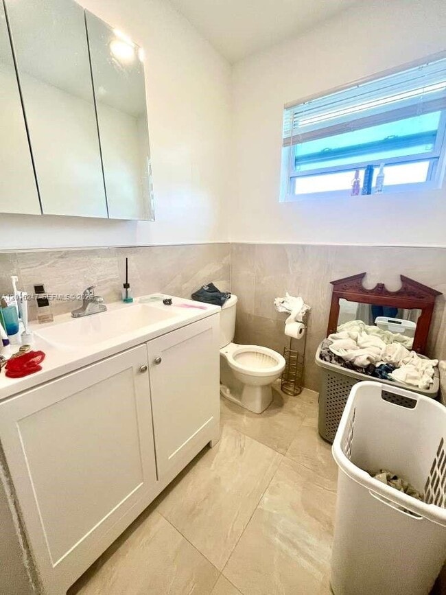 Photo - 6201 SW 37 Ct Unit 3B