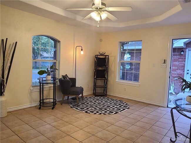 Photo - 2102 Bahamas Dr Apartment Unit 4