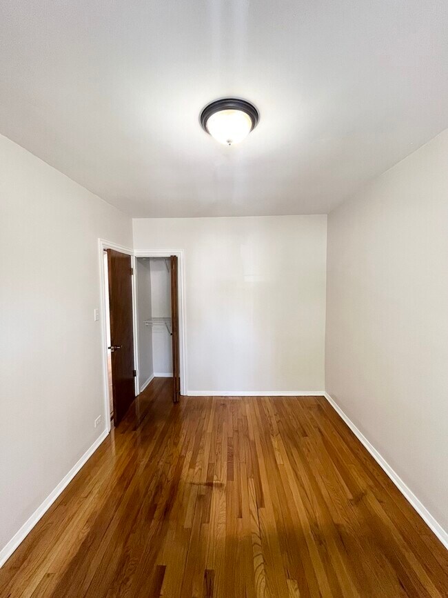 Photo - 4307 W Augusta Blvd