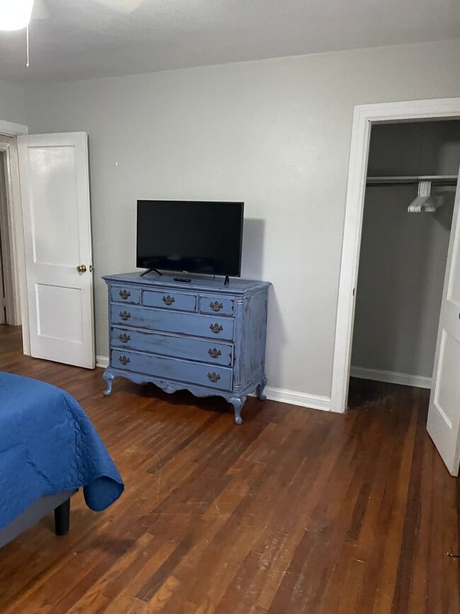 Photo - Charming 2 bedroom Duplex