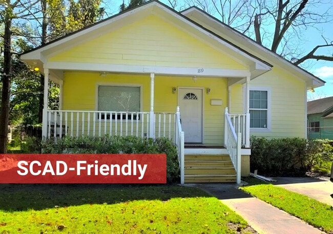 Building Photo - SCAD-Friendly 3BR Home Near Bus Route – Perfect for Roommates