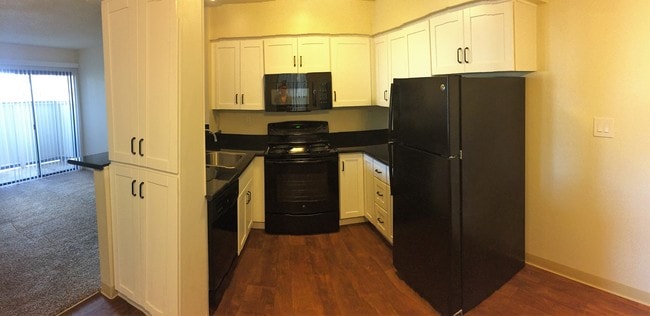 Photo - Summerfield Place Apartments