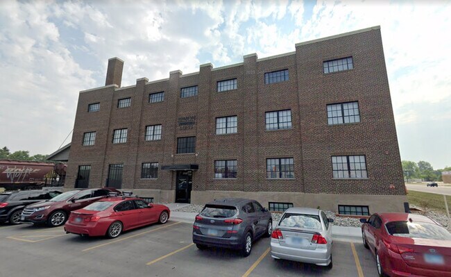 Simon Warehouse