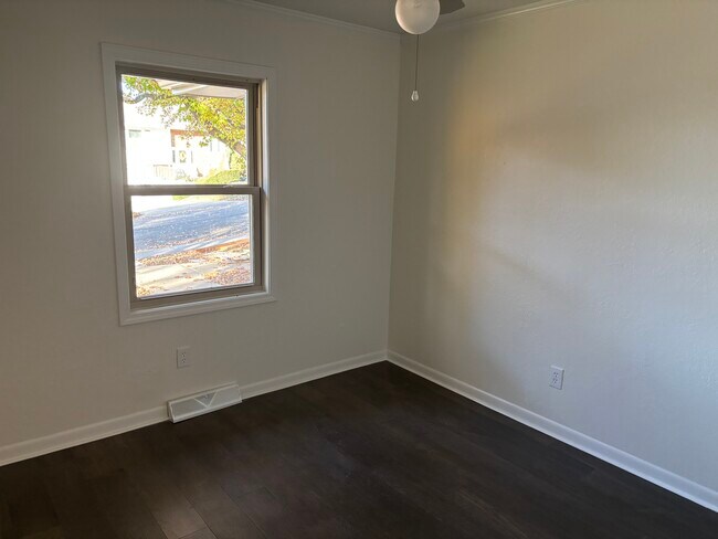 Photo - 18377 Pleasant View Dr