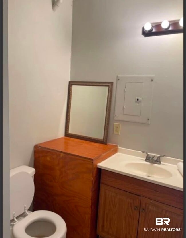 Photo - 1616 N Cedar St