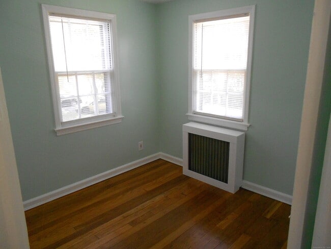 Photo - 18 Bridge St Unit 1O