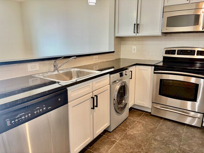 Photo - Packard Grande Penthouse Level 1bd