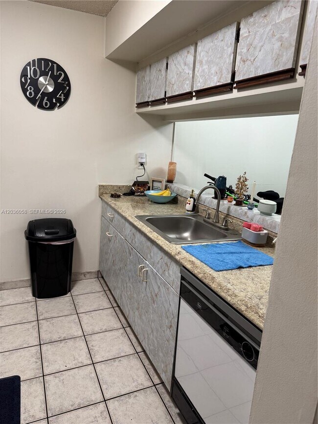 Photo - 18230 Mediterranean Blvd Unit 1303