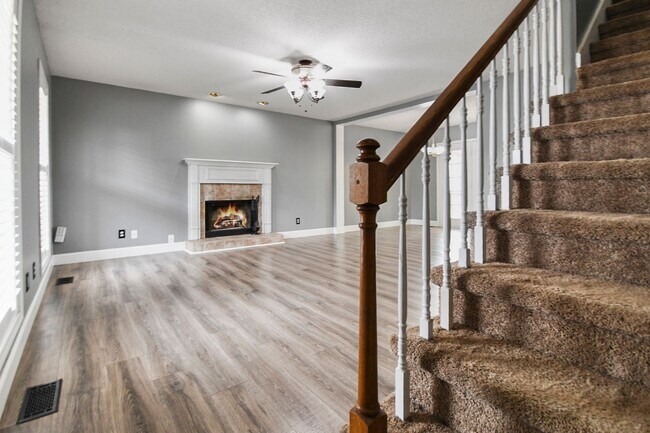 Photo - Pet Friendly Three Bedroom with Basement!