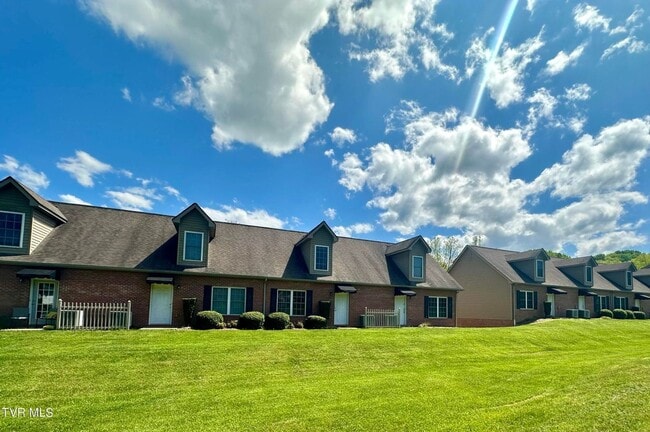 Photo - 2108 Pleasant View Dr