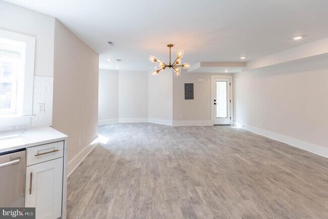 3001 11th St NW Unit 1