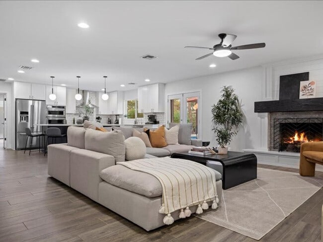 6001 E Corrine Dr Unit SI ID1558609P